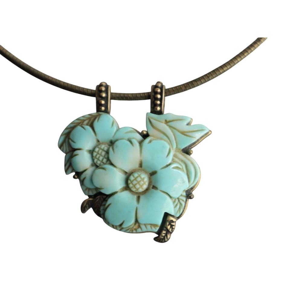 Vintage 90s Y2K Monet Turquoise Lucite Carved Flower Slider Necklace Gold tone